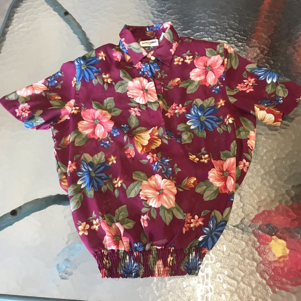 Hawaiian print blouse